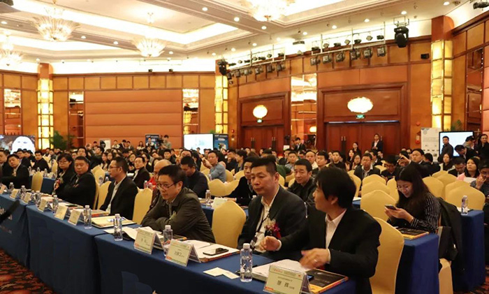 9888拉斯维加斯科技荣获2018年度十大优秀AV系统解决方案商奖