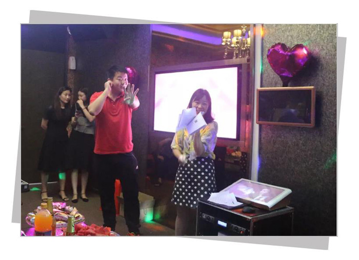 9888拉斯维加斯科技生日会